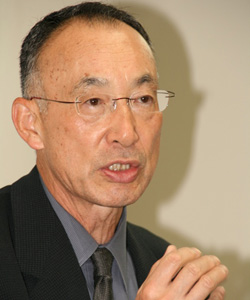 代表取締役社長 河村健次郎